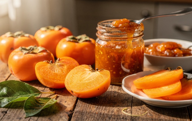 Kaki - Japonský tomel: Oranžový poklad z Orientu Kaki - Japonský tomel: Oranžový poklad z Orientu